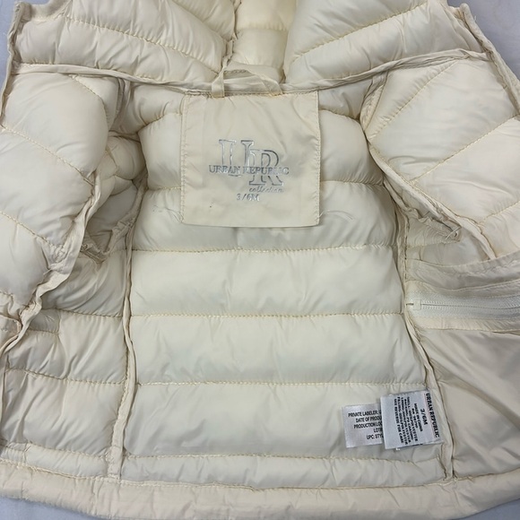 Urban Republic - NWOT - baby puffer winter jacket. Size 3/6 months - Picture 2 of 5